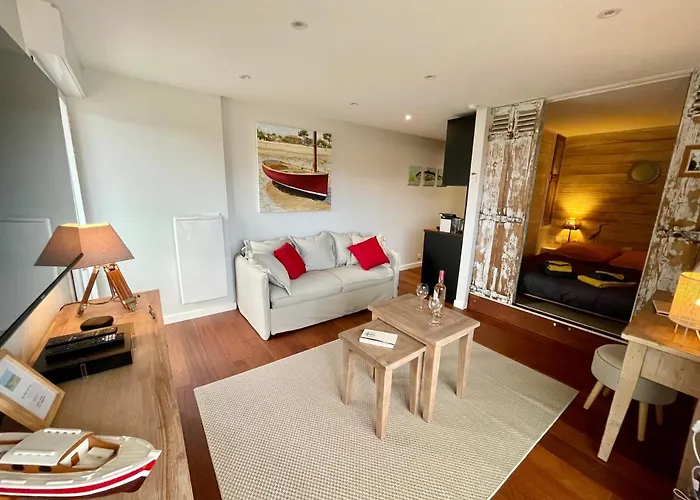 Au Phare Du Cap Apartman *